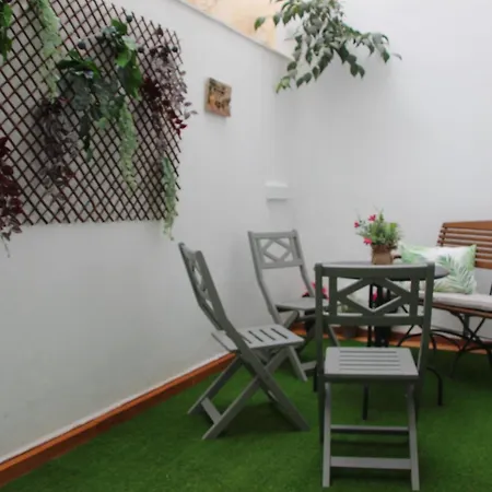 El Patio De Ocon Apartment Malaga Exterior photo